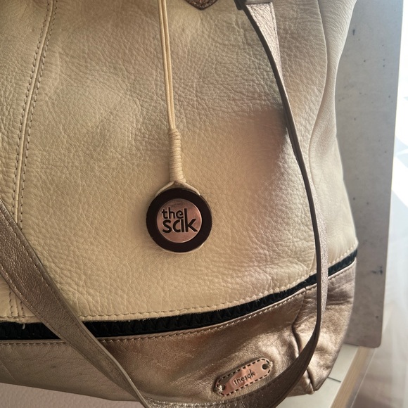 The Sak Large Cream and Gold Tote with Gold Accents EUC - Picture 3 of 6